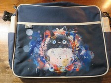 sacoche noire  dessin MANGA