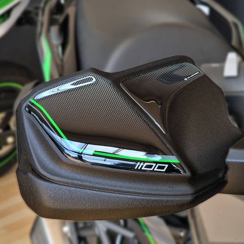 Autocollant adhesif moto - autocollant,