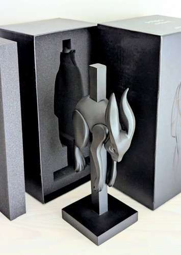 Kidrobot colus jumper - kidrobot,