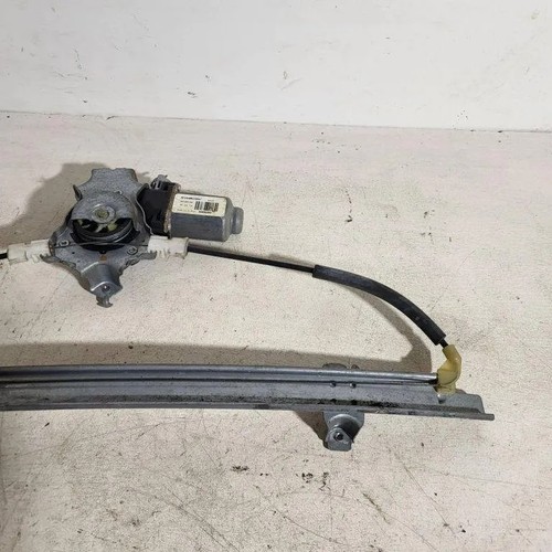 Nissan almera tino v10 - almera,