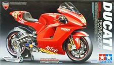 Tamiya 14101 moto 2004 Ducati
