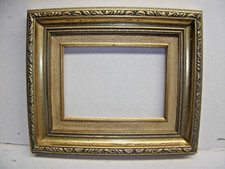 Cadre style XIXème  bois doré à l'or 31 X 26 Feuil. 18,5 X 13 cm