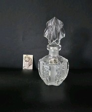 Flacon de parfum en cristal