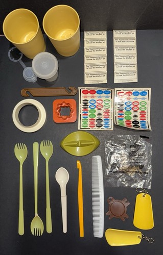 Tupperware gadgets mixed - gadgets,