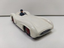 Dinky Toys (237) - Mercedes Benz (Original Meccano) - 1/43e