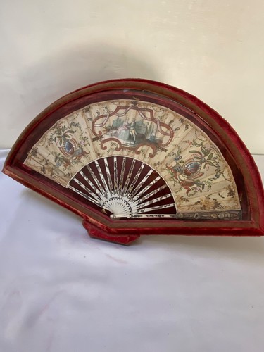 Rare éventail ancien - , louis