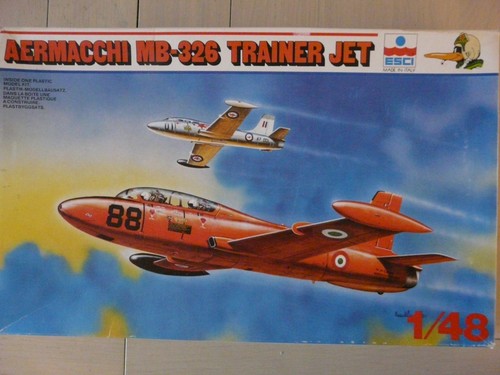 Maquette avion esci ref - 1/48,