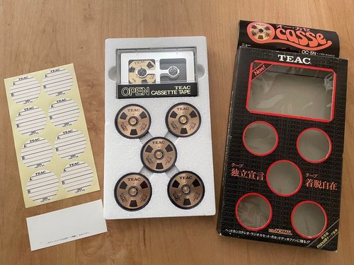 Teac full open cassette - open,