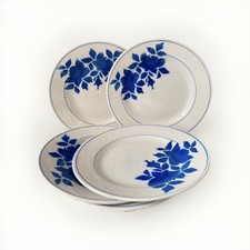 Pexonne assiettes à - -,