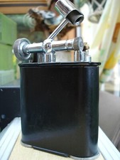 Briquets de table "The Classic Jumbo" essence, en très bonne état et fonctionnel