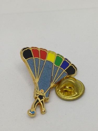 Pin pins sport - (c3),