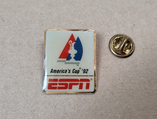 Pin voile america - /, cup