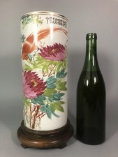 Porcelaine de Chine GRAND VASE ROULEAU Décor émaillé pivoines oiseaux Début XXe