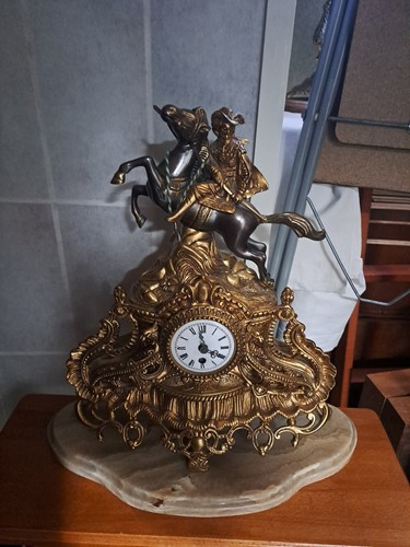 Ancienne pendule bronze - ancienne,