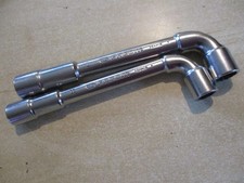 2 clés à pipe série75  facom 11,12