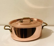 Marmite ovale en cuivre