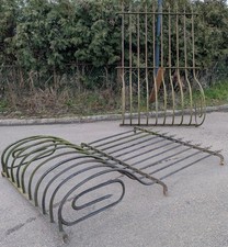 Paires grilles défense - de,
