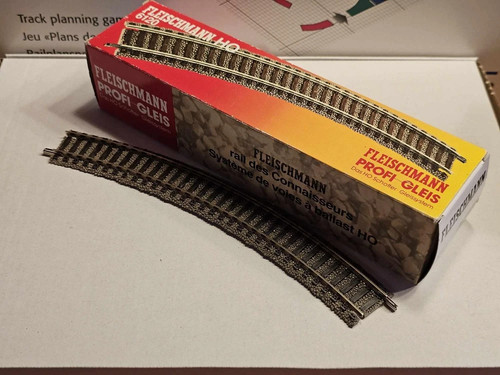 Boite rails courbe r - de,
