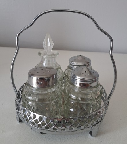 Service condiments vintage - condiments,