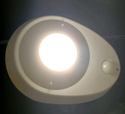 Leviton ledflush mount white - leviton-ledflush,