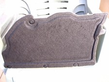 Citroën Xsara Picasso, couvercle cache isolant sonore sous la boite à gants