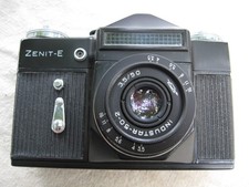 Zenit E noir objectif Industar 50mm . Excellent état Appareil photo argentique