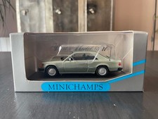 Minichamps Mercedes 230 CE