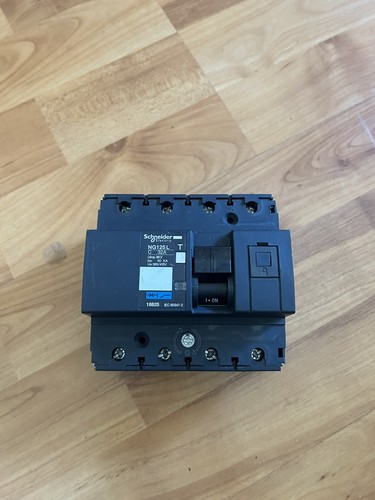 Disjoncteur schneider electric - disjoncteur,