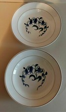 Assiettes creuses série de deux faïence de Longchamp décor Simone