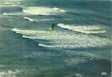 CARTE POSTALE - PLANCHE A VOILE OCEAN VAGUE SPORT VACANCE / WINDSURF POSTCARD