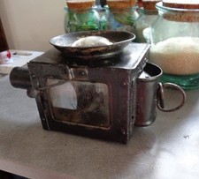 très ancienne lampe de bateau à restaurer