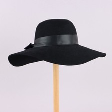 Pierre Cardin Chapeau Vintage