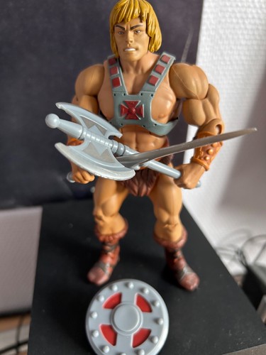 Man motuc masters the - he,