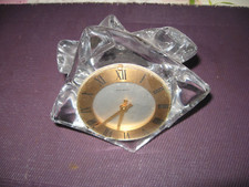 pendulette hour lavigne dans