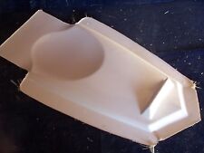 2100) Carénage polyester passage de roue SUZUKI GXR 750 (2004) brut