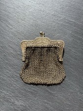 Ancienne petite bourse porte