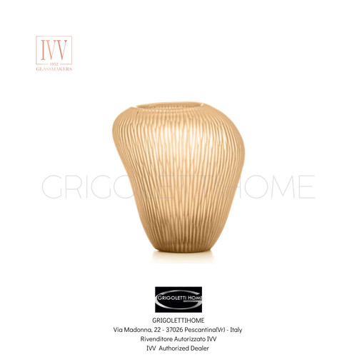Ivv vase carving en - -, verre
