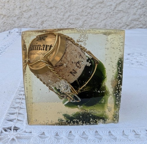 Sculpture resine inclusion - resine,