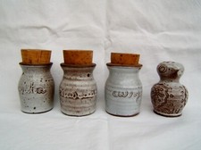 Série de pots à épices et Salière oiseau grès de Jeanne et Norbert Pierlot