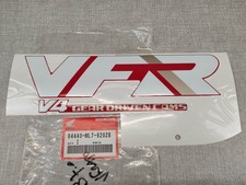 Sticker laréral droit type 2 VFR750F INTERCEPTOR 88/89 HONDA 64440-ML7-920ZB