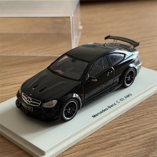 Mercedes benz amg coupé - 63,