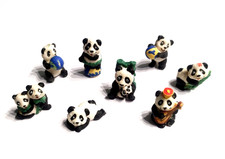 8 Fèves série PETITS PANDAS