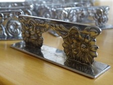 12 ANCIENS PORTES COUTEAUX ART