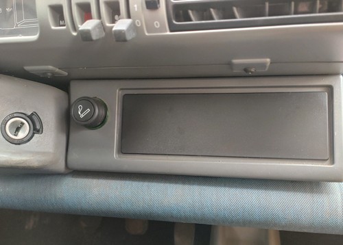 Cache autoradio noir fiat - cache,