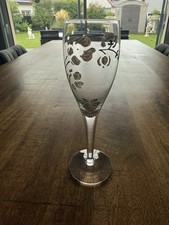 1 FLUTES A CHAMPAGNE PERRIER