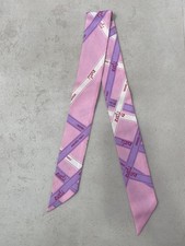 Foulard Hermès twilly -