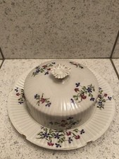 beurrier ou boite à fromages en porcelaine