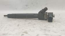 A6110700687 INJECTEUR /