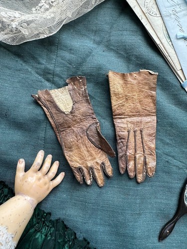 Gants pour poupée ancienne - pour, en