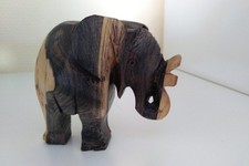 Statuette Éléphant En Bois Bicolore – Art Africain Animalier